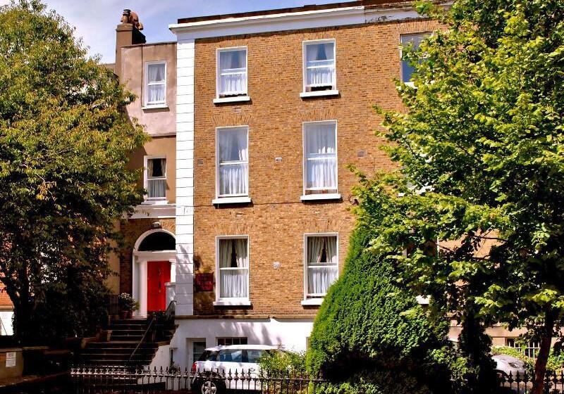 호텔 Waterloo Lodge