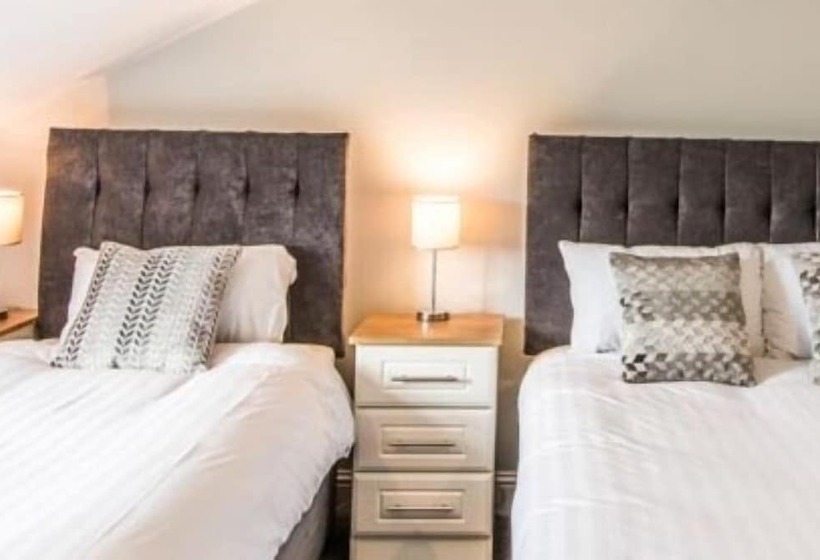 호텔 Waterloo Town House & Suites