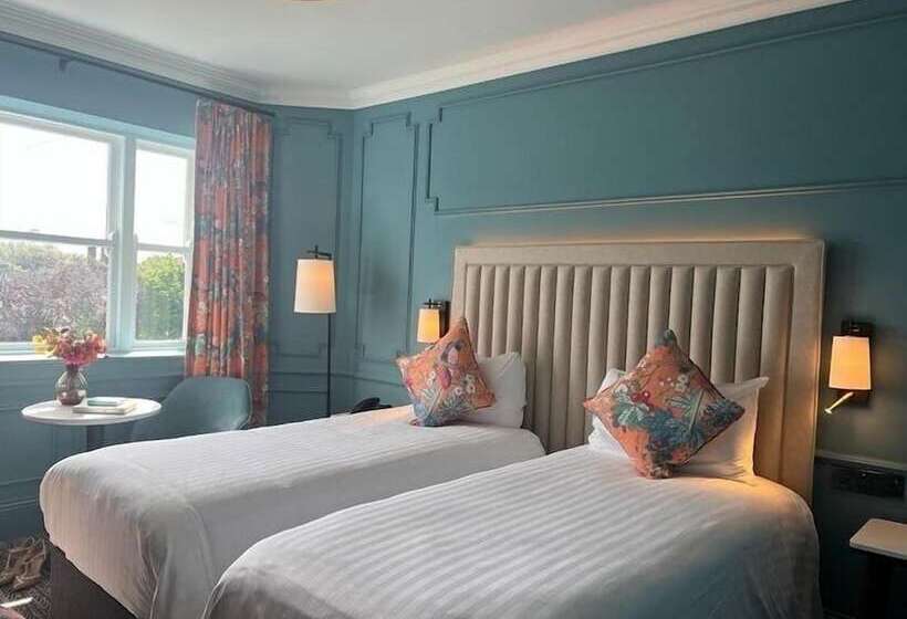 호텔 Waterloo Town House & Suites