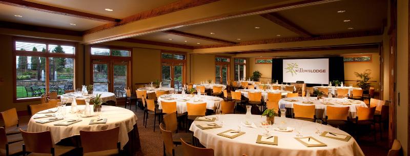 Отель Willows Lodge