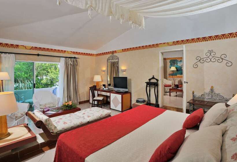 Paradisus Rio de Oro Resort & Spa