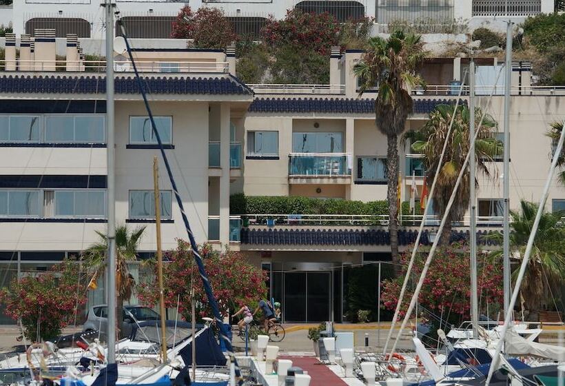 リゾートホテル Port Sitges