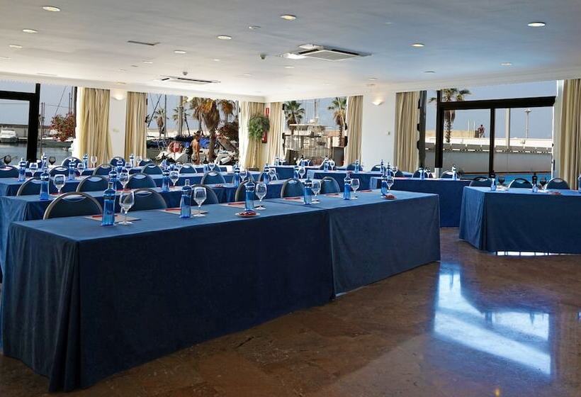 リゾートホテル Port Sitges