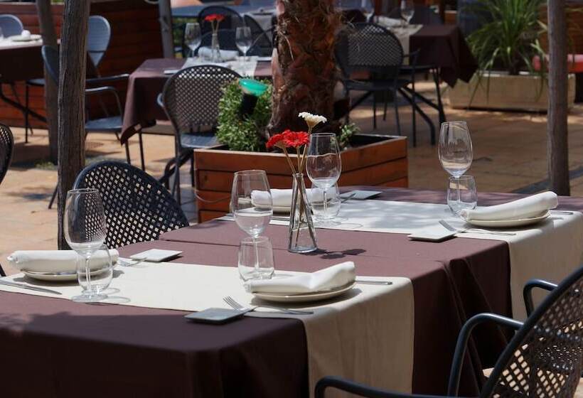 リゾートホテル Port Sitges