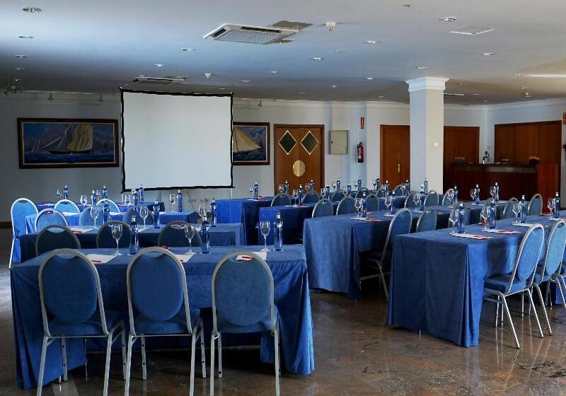 リゾートホテル Port Sitges