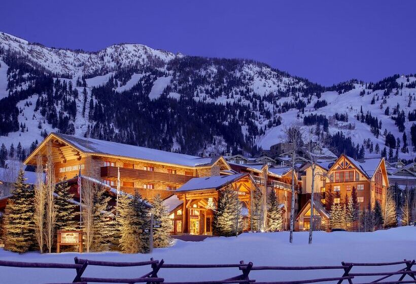 منتجع Snake River Lodge & Spa