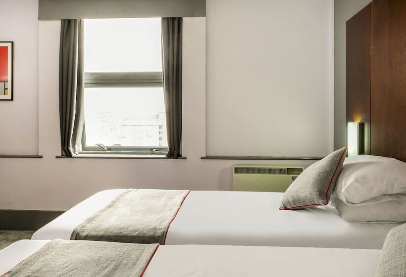 هتل Sheffield Metropolitan