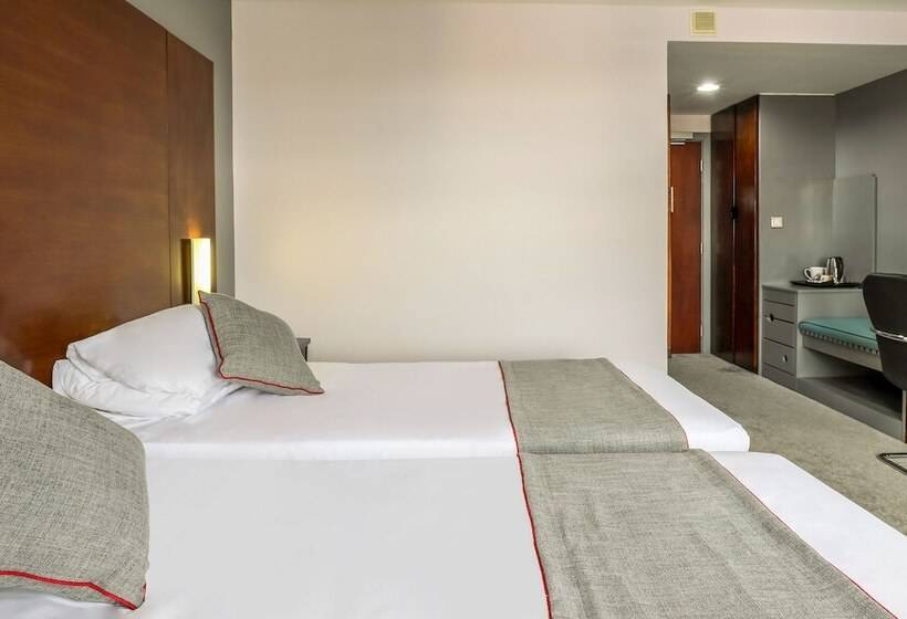 هتل Sheffield Metropolitan