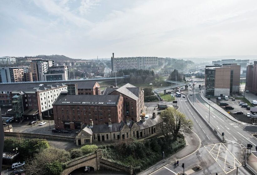 هتل Sheffield Metropolitan