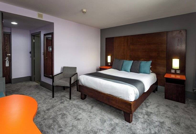 هتل Sheffield Metropolitan