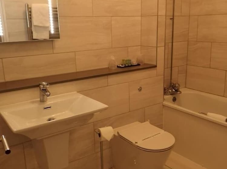 Sorrento Hotel & Restaurant