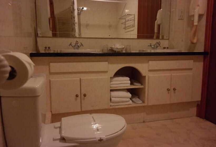 Sorrento Hotel & Restaurant