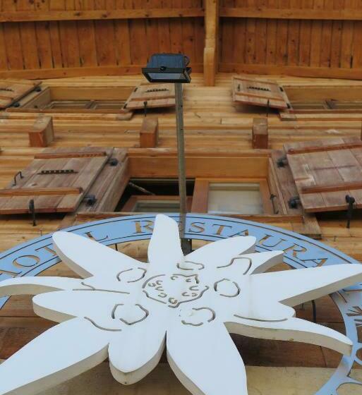 هاستل Edelweiss