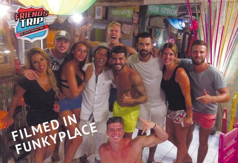 הוסטל Funkyplace