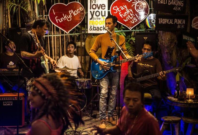 הוסטל Funkyplace