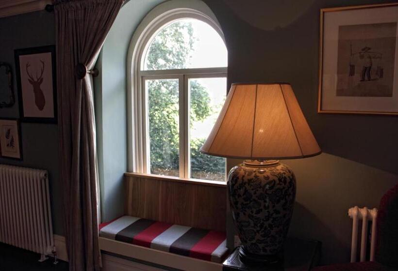 فندق صغير The Spread Eagle