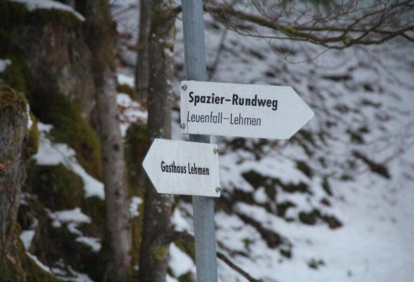 ユースホステル Waldgasthaus Lehmen