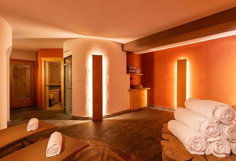 Alpenhotel La Montanara