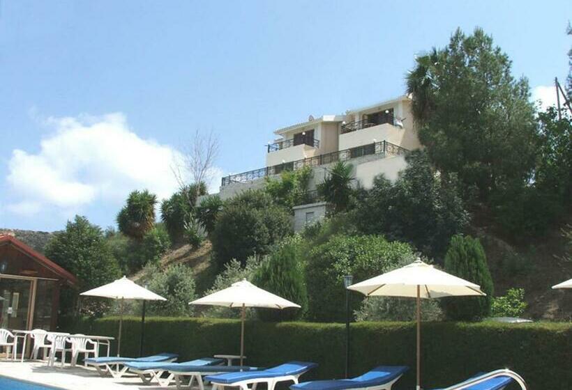 Ampelokipi Holiday Apartments