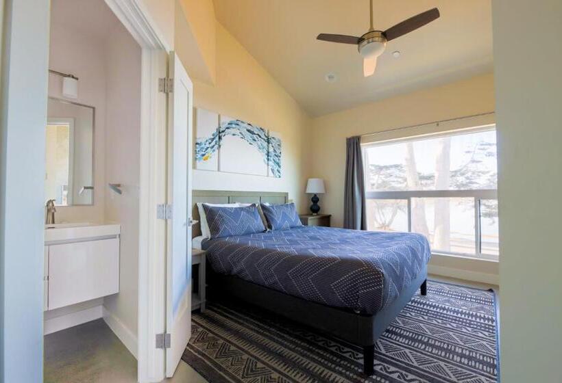 Baywood Inn Bed & Breakfast