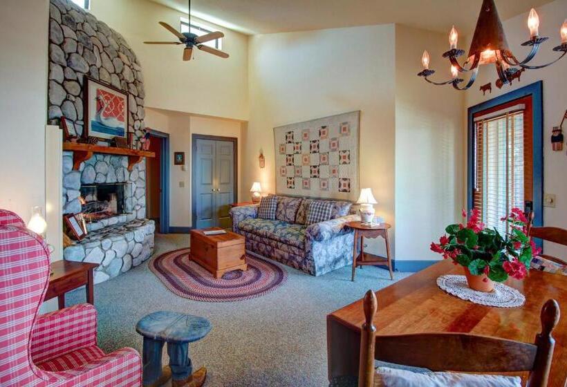 Baywood Inn Bed & Breakfast