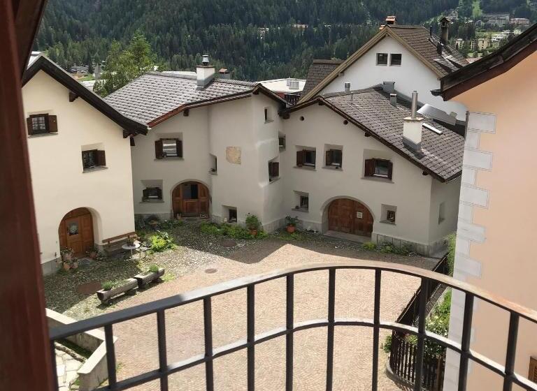 B&b Hotel & Appartements Chasa Valär