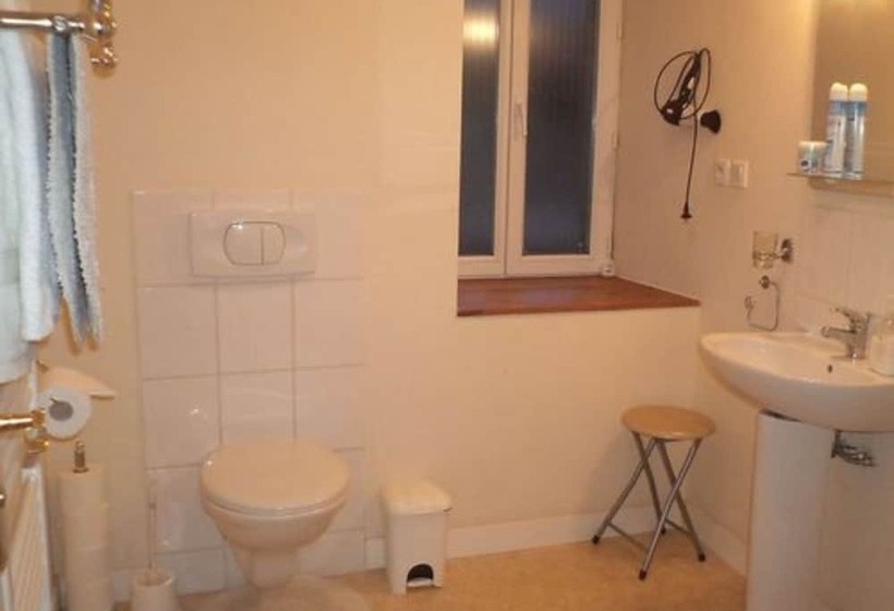 مبيت وإفطار Laura's Chambres D'hôtes