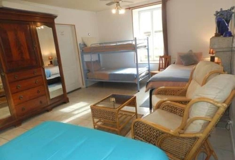 مبيت وإفطار Laura's Chambres D'hôtes