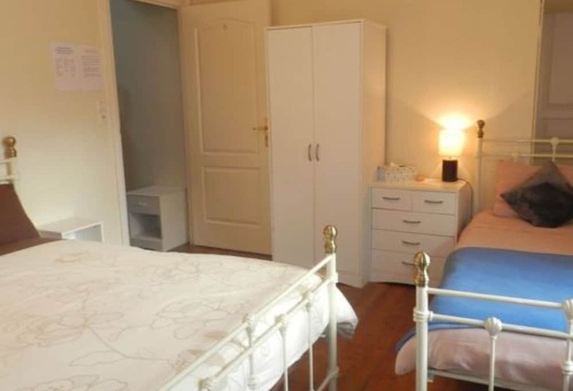 مبيت وإفطار Laura's Chambres D'hôtes