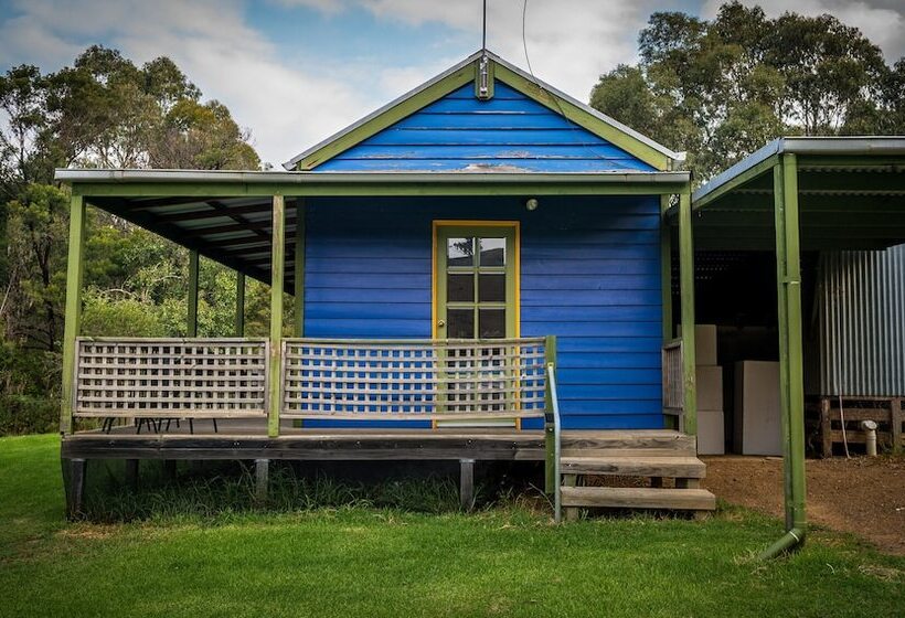 Blue House At Mountainside Wines