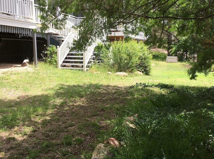 Glen Aplin Gardens B&b