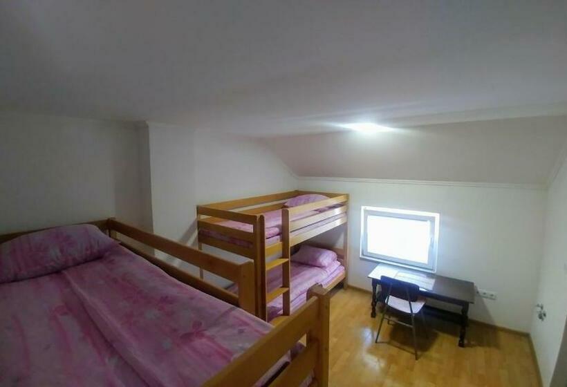 Hostel Srebrenica