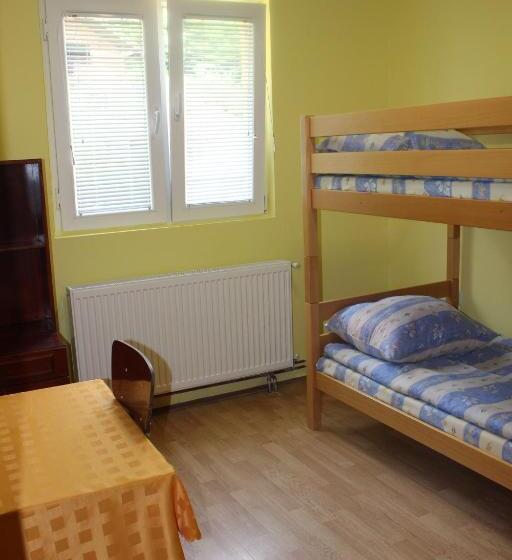 Hostel Srebrenica