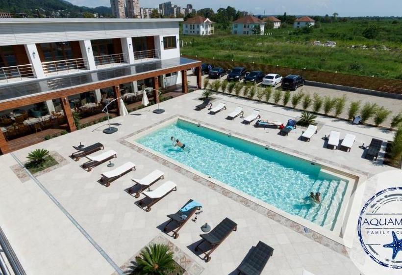 هتل Aquamarine Family Club