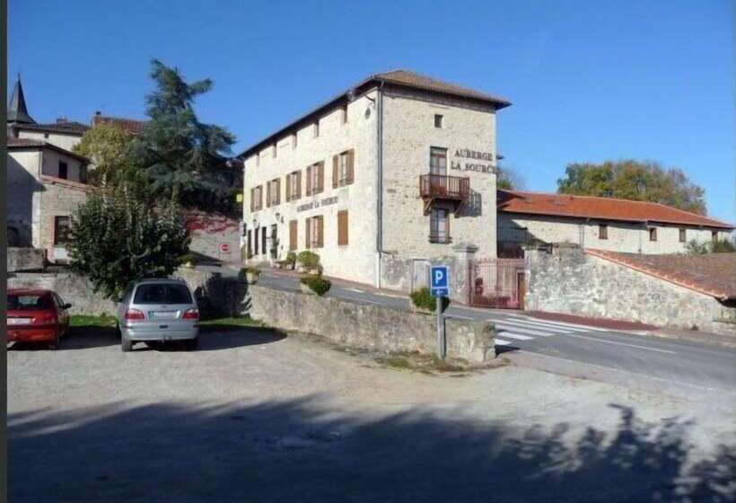 בית מלון כפרי Auberge La Source   Logis Hôtels