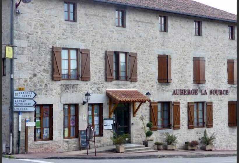 בית מלון כפרי Auberge La Source   Logis Hôtels
