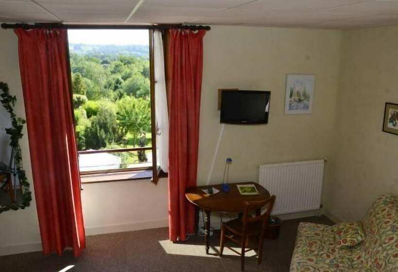 בית מלון כפרי Auberge La Source   Logis Hôtels