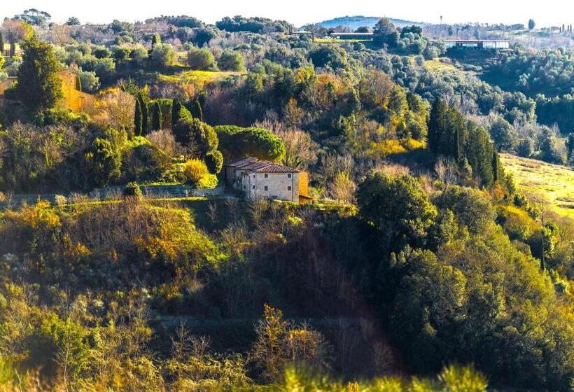 هتل Borgo Il Poggio Agritourismo