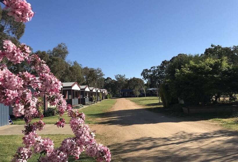 فندق Bundalong Holiday Resort