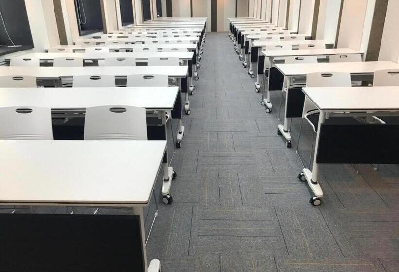 Hanting Premium Hotel Changchun Railway Station