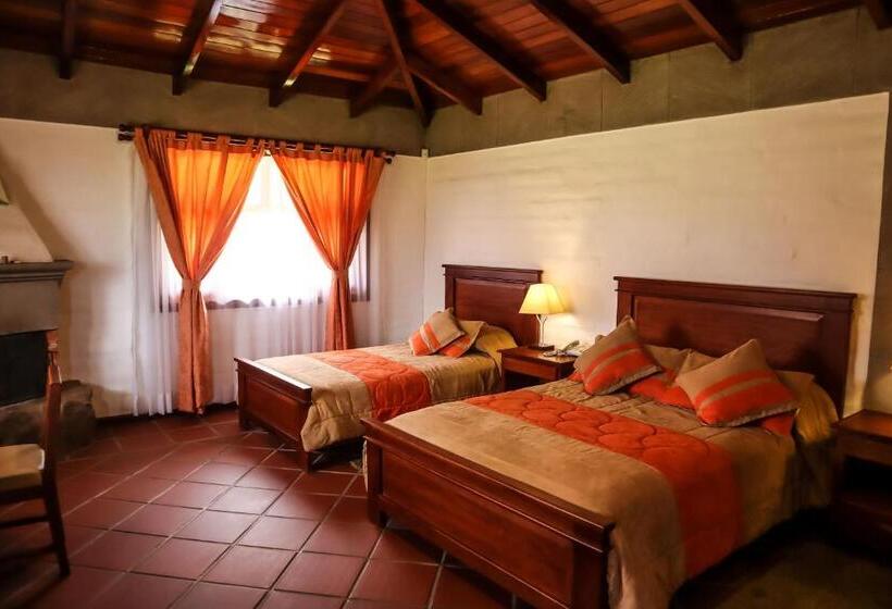 هتل Hosteria San Clemente