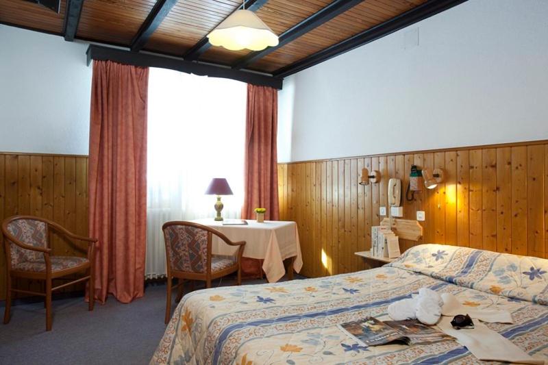 فندق Logis Hôtel La Petite Chaumière