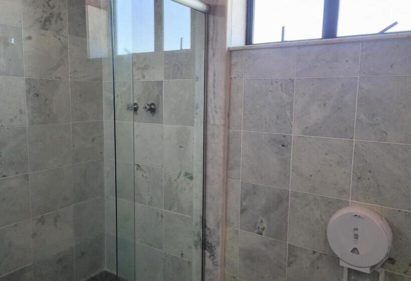 Отель Lucape Palace