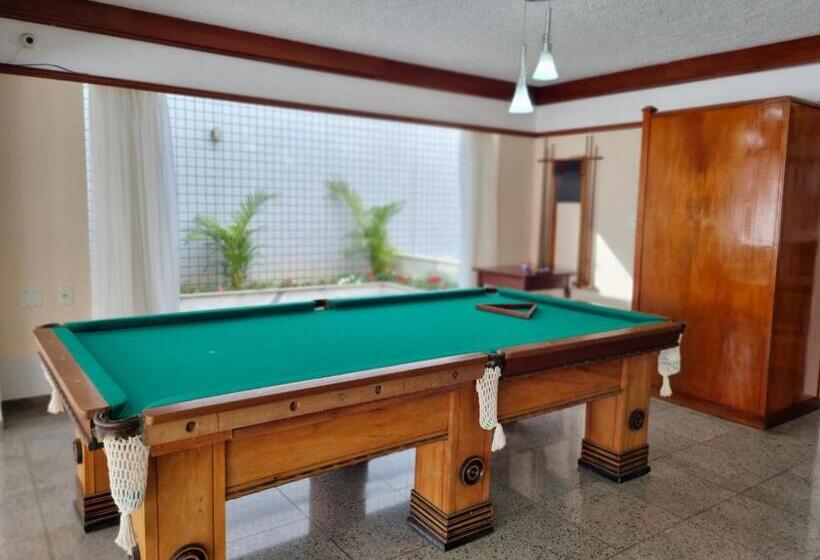 Отель Lucape Palace