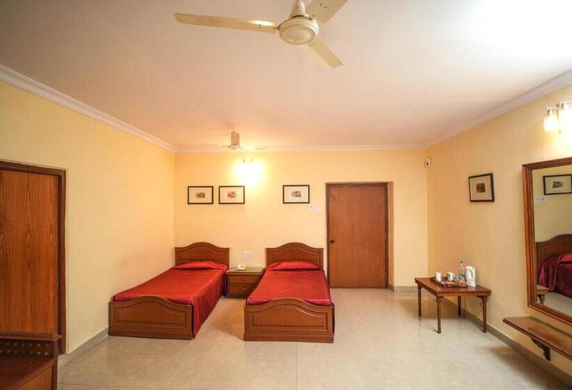 فندق Nilambag Palace