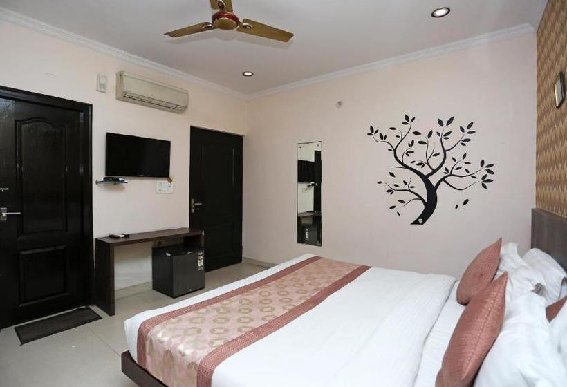 호텔 Oyo 4471 Rajmahal