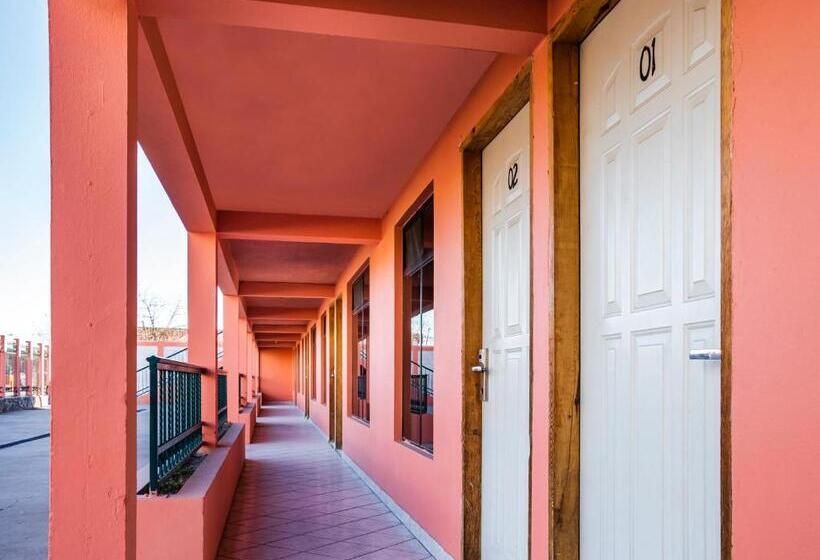 فندق Paraje Santa Cruz