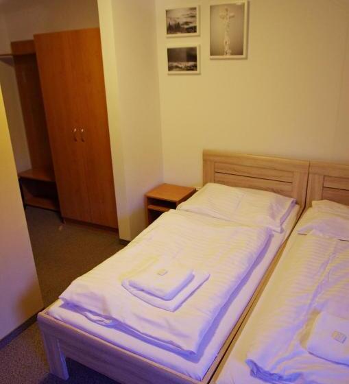 酒店 Penzion Zornicka