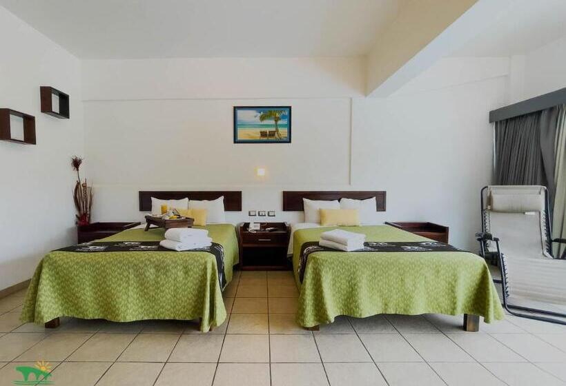 בית מלון כפרי Puente Nacional  & Spa