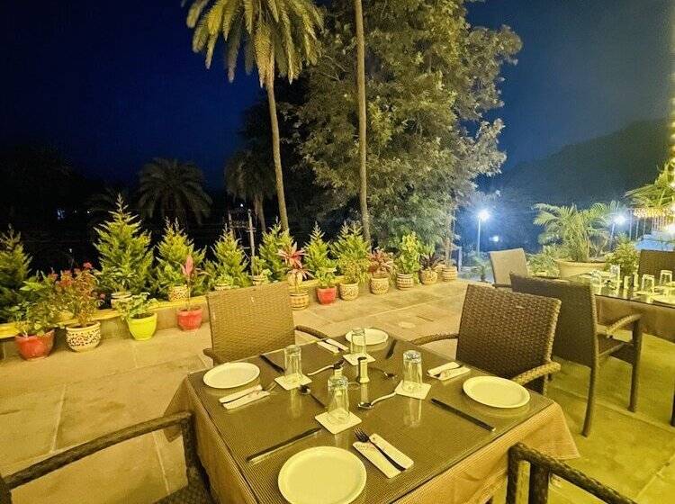 فندق Rock Regency Mount Abu  A Boutique Rodetel